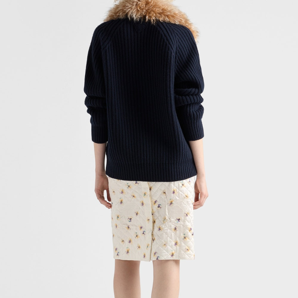 Floral-print quilted satin skirt