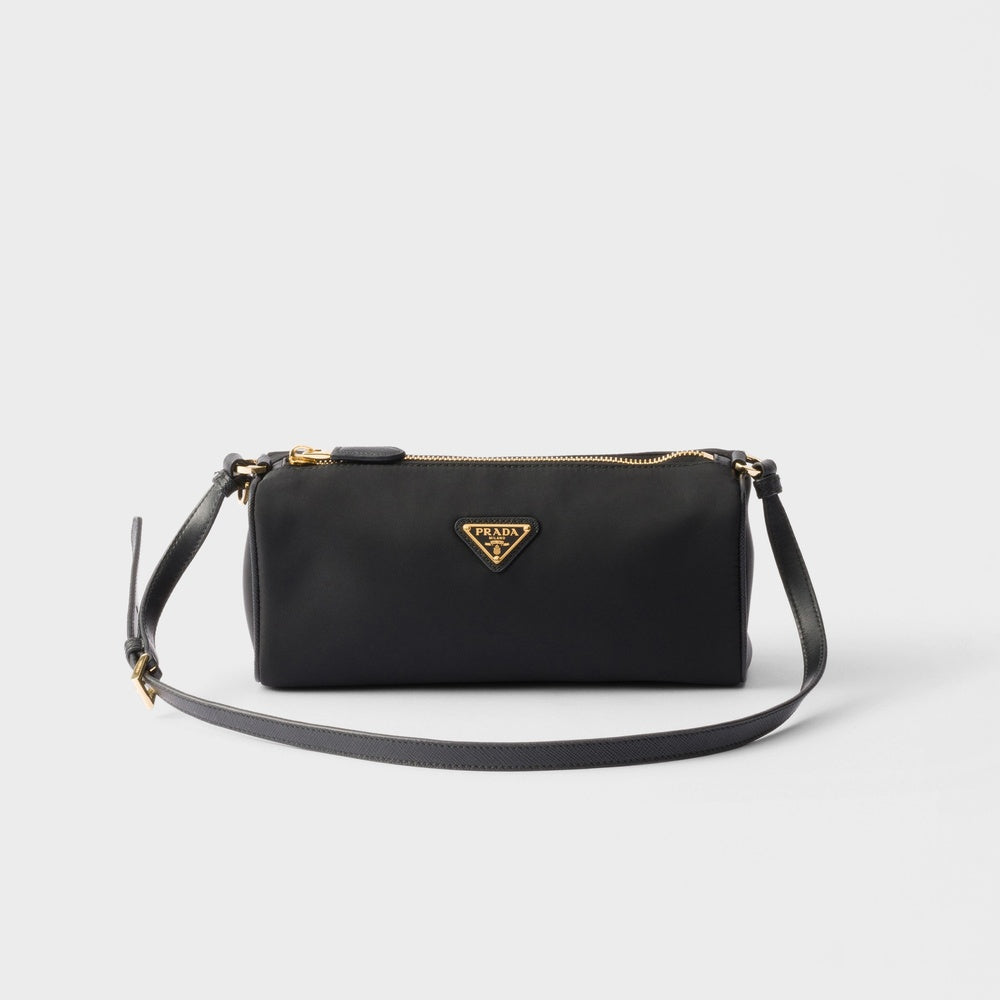 Re-Nylon pouch