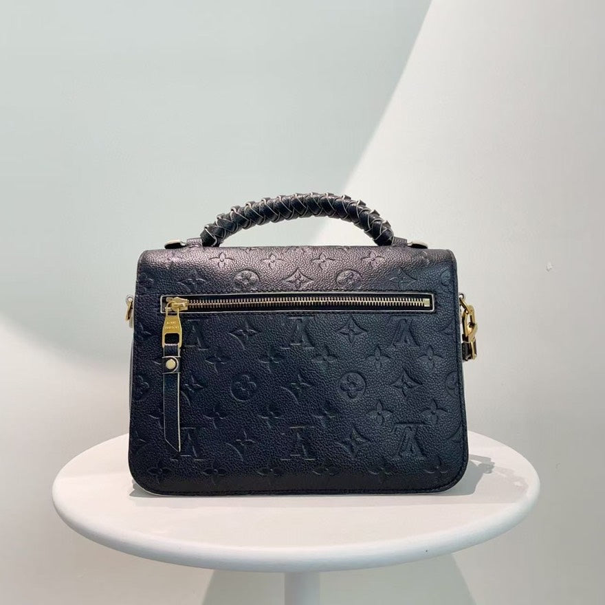 Louis Vuitton Métis Black Bag