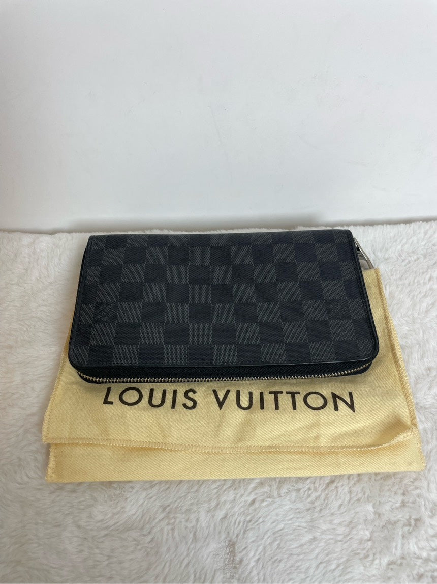 LV Wallet