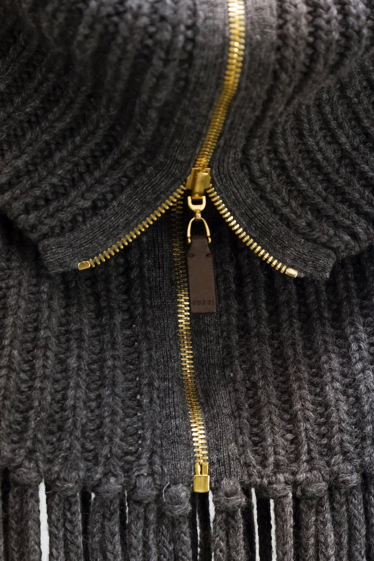 Gucci PF/11 Grey Alpaca Fringe Knit Zip Collar Scarf