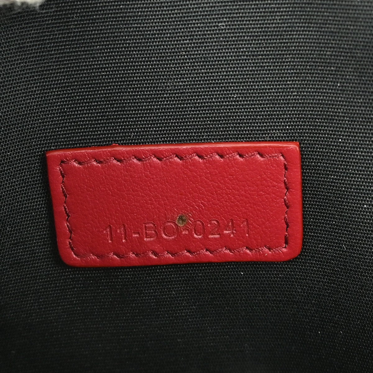 Christian Dior World Tour Zip Messenger Pouch Oblique Galaxy Leather Red Leather Shoulder Bag Bag ()