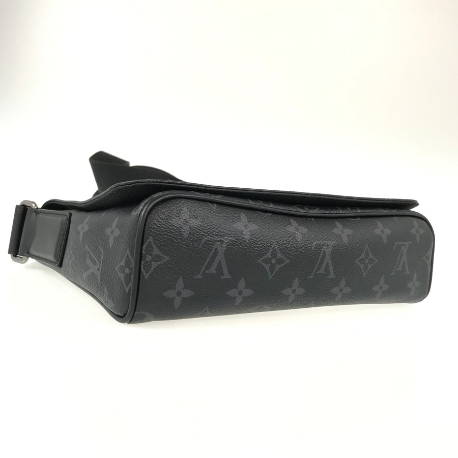 LOUIS VUITTON Monogram Eclipse District PM NM Messenger Shoulder Bag