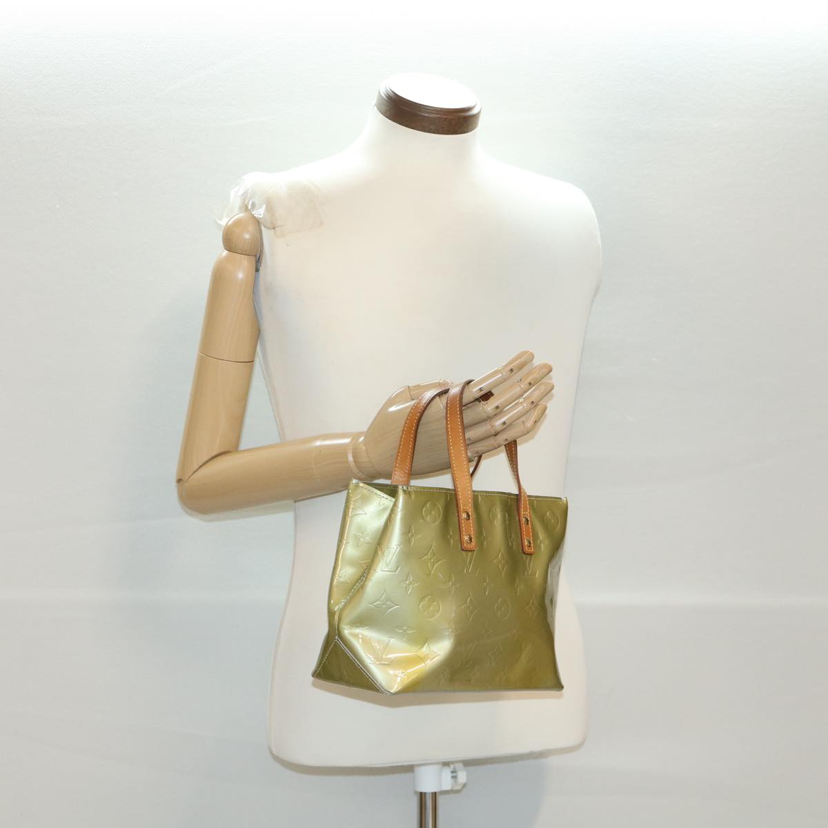 LOUIS VUITTON Monogram Vernis Reade PM Hand Bag Gris M91145 LV ti985