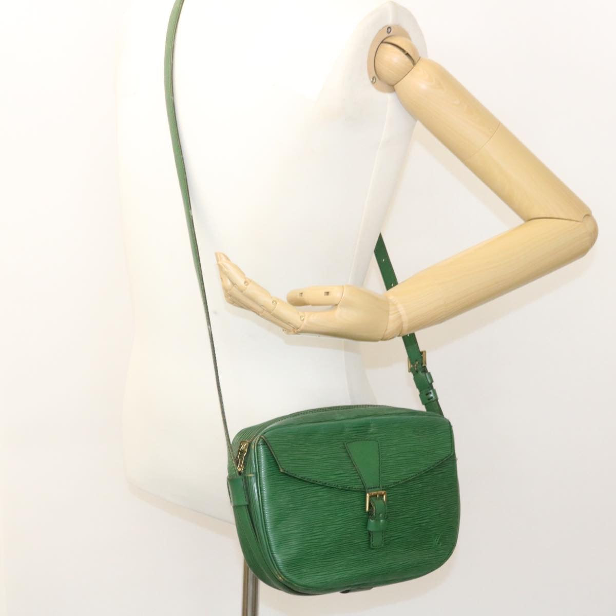 LOUIS VUITTON Epi Jeune Fille MM Shoulder Bag Green M52154 LV yk3606