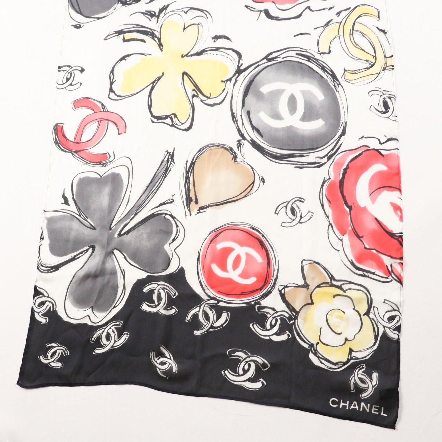 CHANEL Stall 13S silk Multi