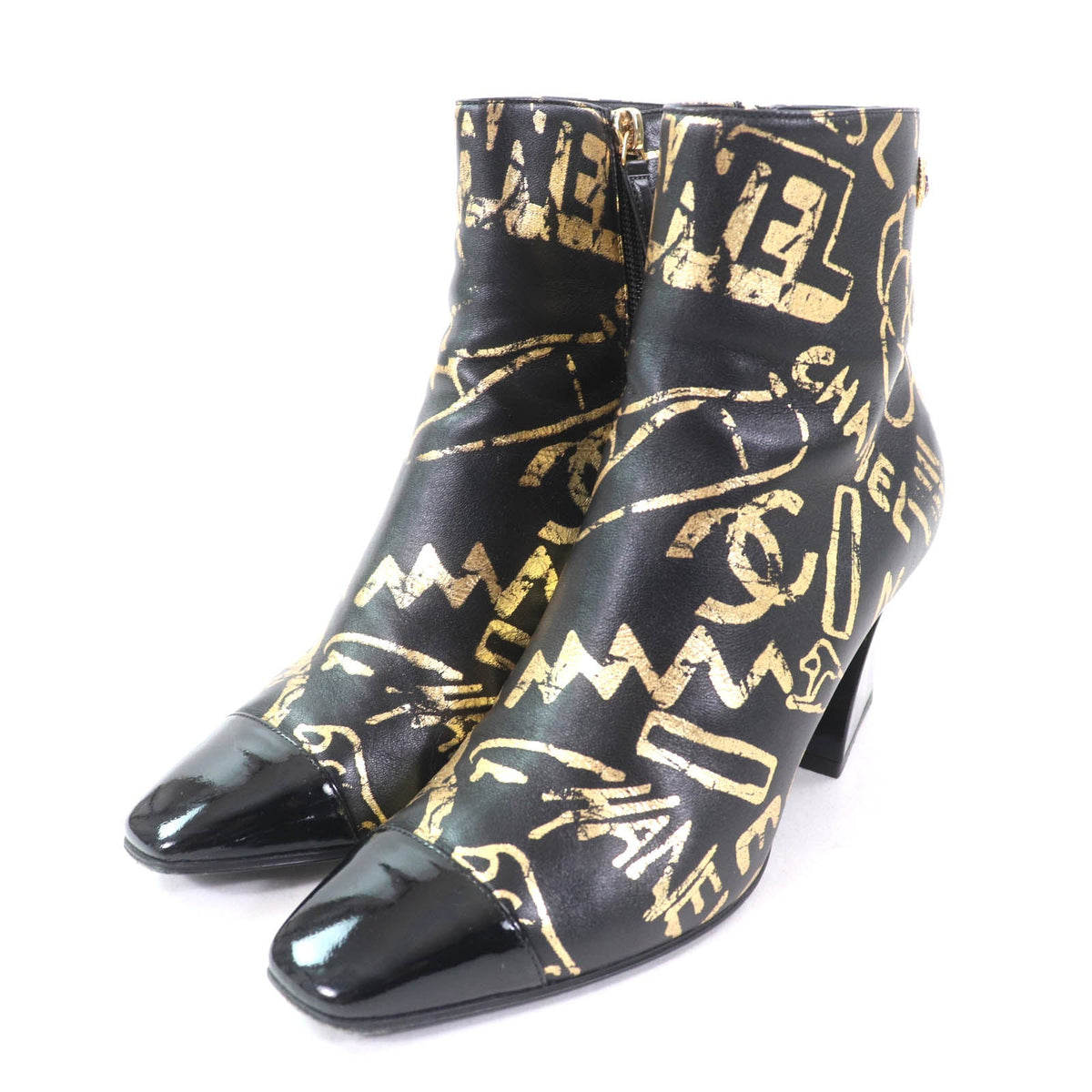Chanel G35073 Leather Boots