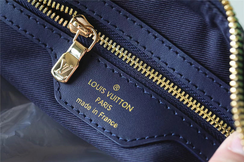 Franco Shops - Louis Vuittons  - 9430
