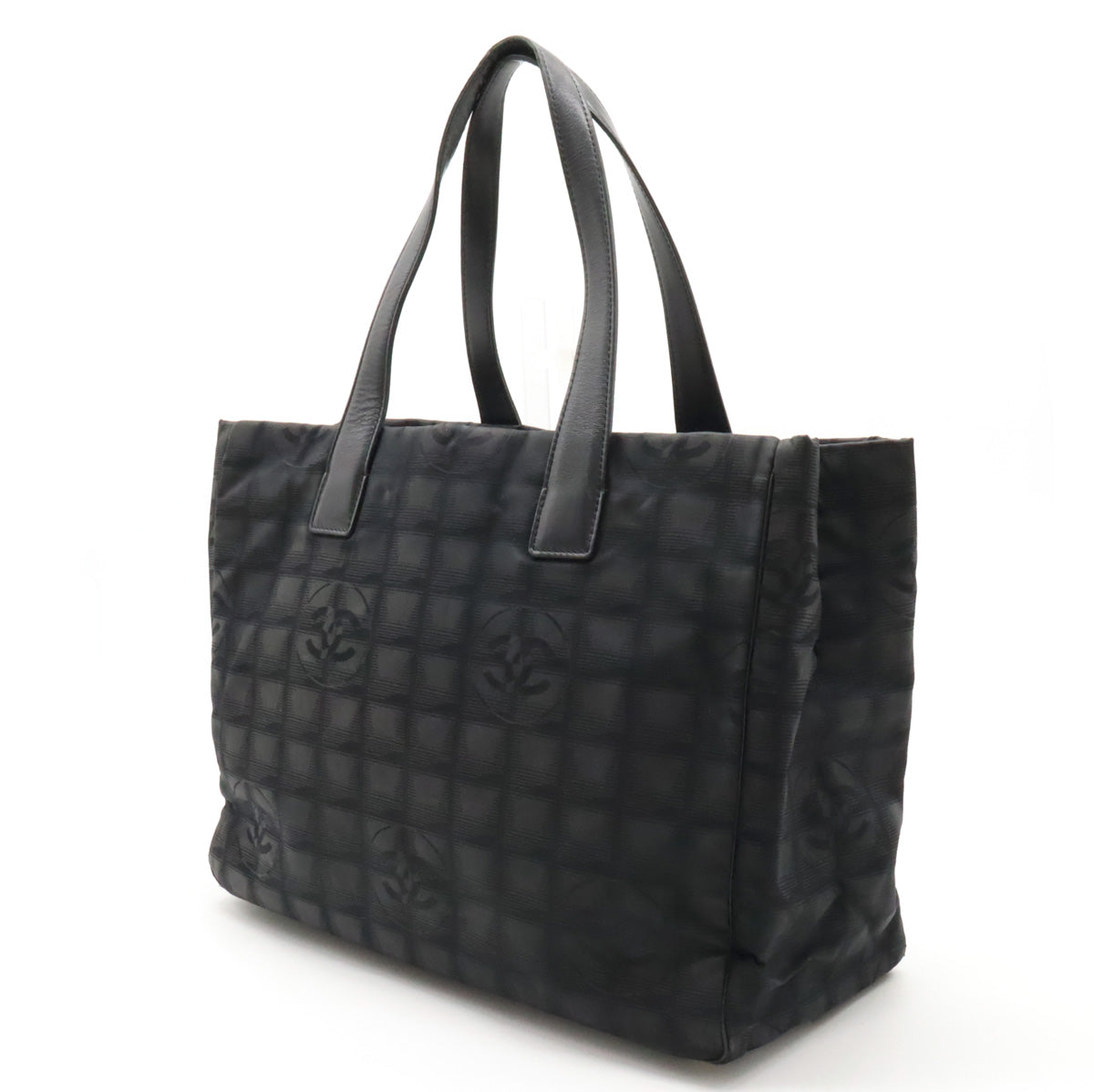 CHANEL NEW LABEL LINE  MM TORTE BAG Nylon  Black Black Gold  A15991