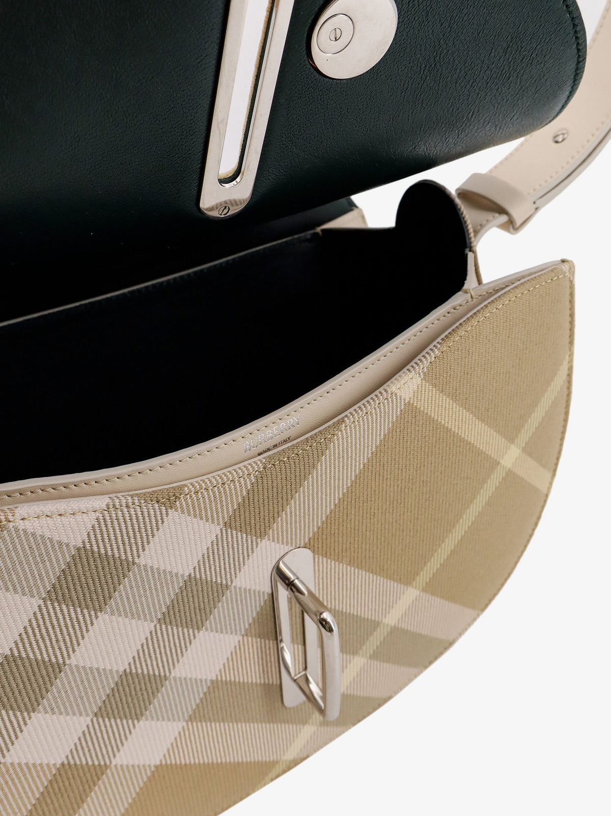 Burberry Woman Burberry Woman Beige Shoulder Bags