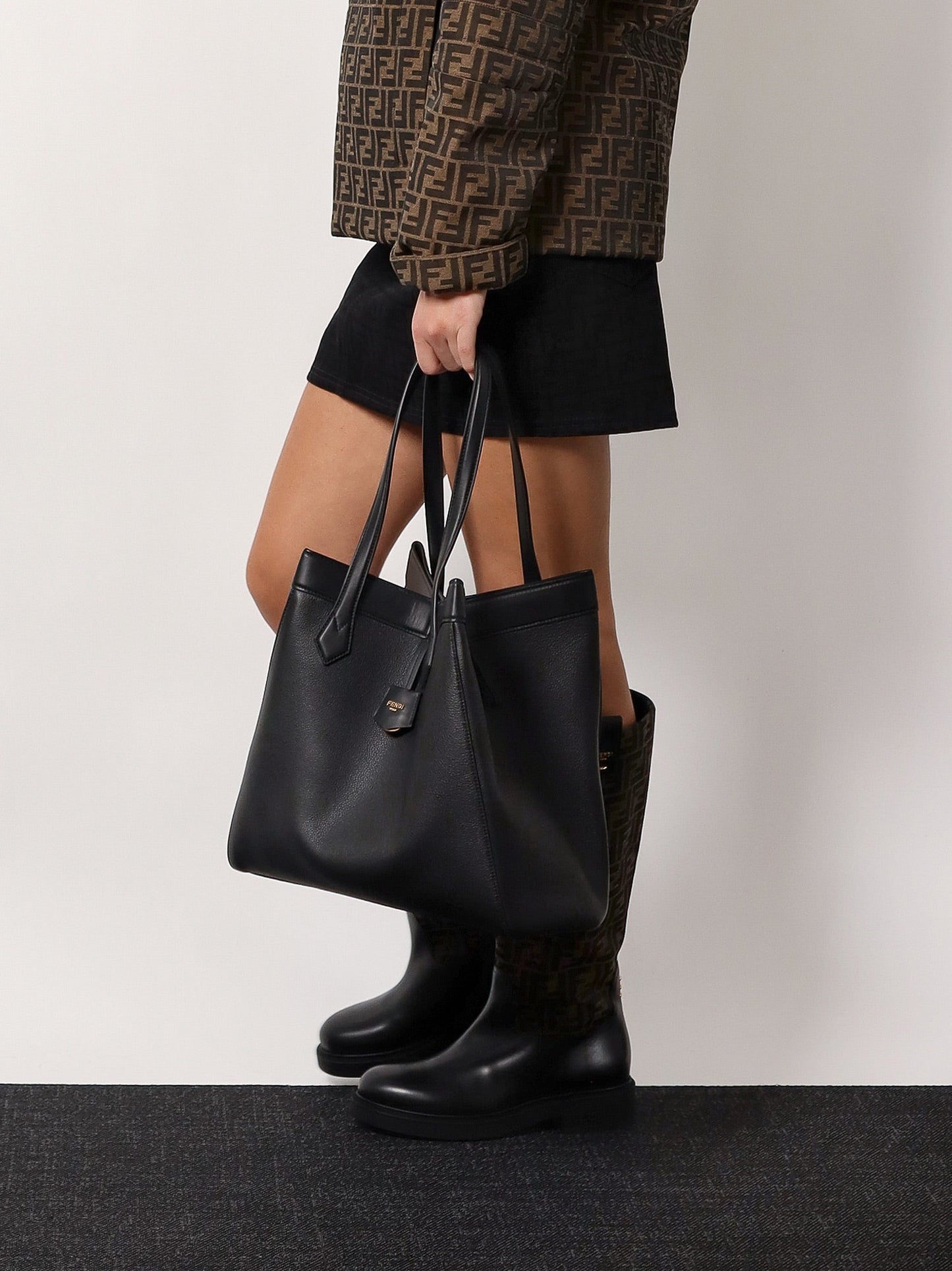 Fendi Woman Fendi Woman Black Shoulder Bags