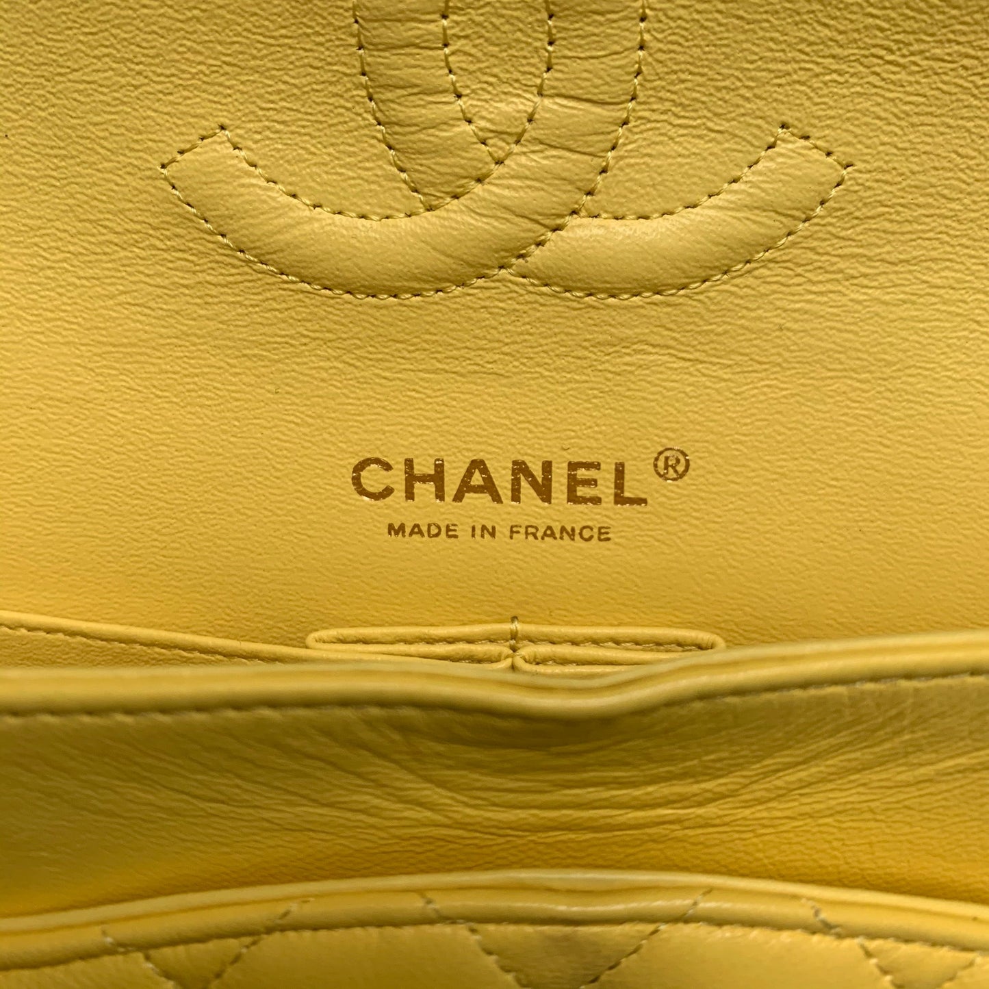 Classic Flap Medium Lambskin with Light GHW