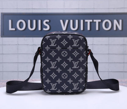 Franco Shops - Louis Vuittons  - 15582
