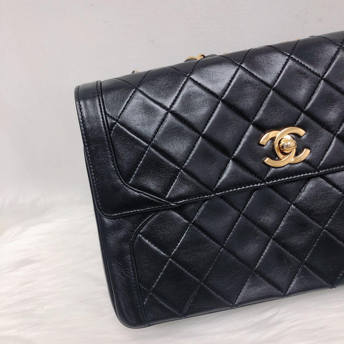 Vintage Rare Flap Bag Quilted Lambskin Medium Black