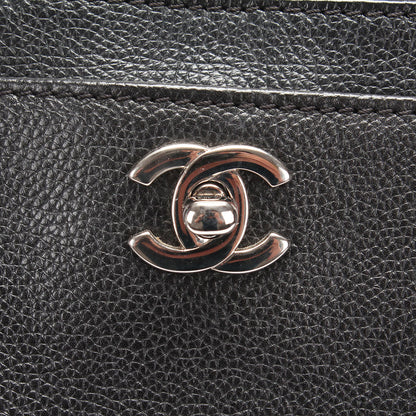 Chanel CC Executive Cerf Tote Leather Tote Bag in Good condition