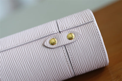 Franco Shops - Louis Vuittons  - 9385