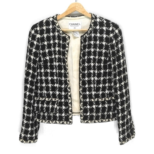 Chanel black & white tweed jacket, 36