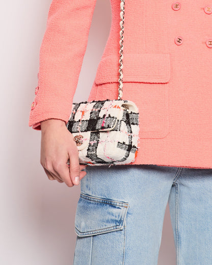 Chanel Vintage 97P Coral Pink Double Breasted Tweed Blended Wool Jacket Detail Size FR 42 (UK 14)