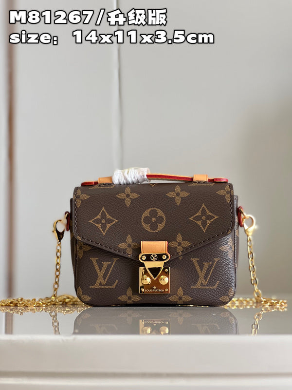 Franco Shops - Louis Vuittons  - 15824