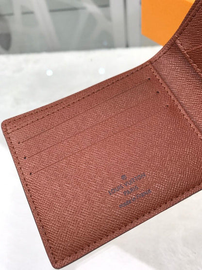 Franco Shops - Louis Vuittons  - 10962