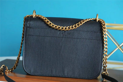 The Franco Shops - Louis Vuittons  - 7769