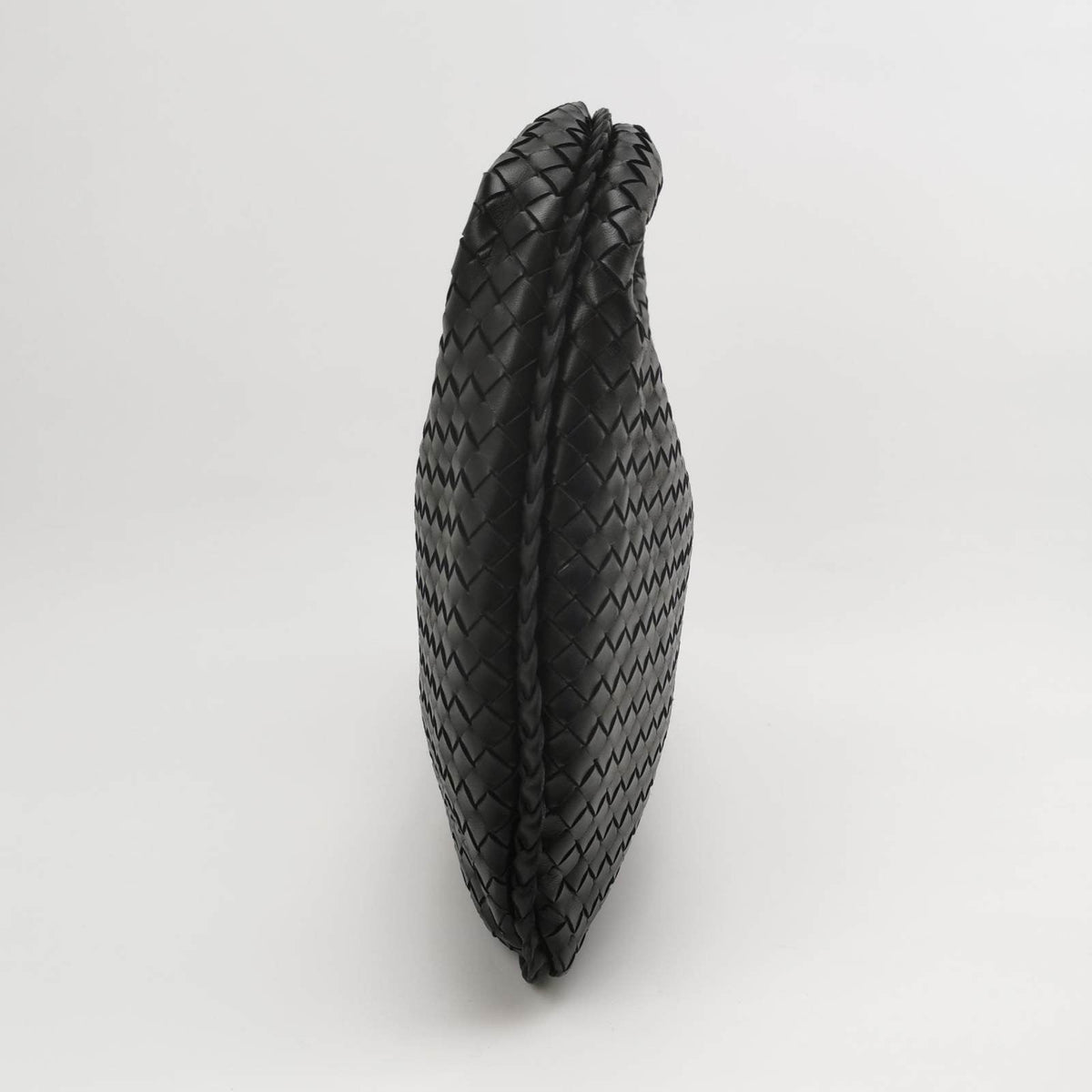 Bottega Veneta Intrecciato Hobo Bag Medium Black Lambskin leather 40cm