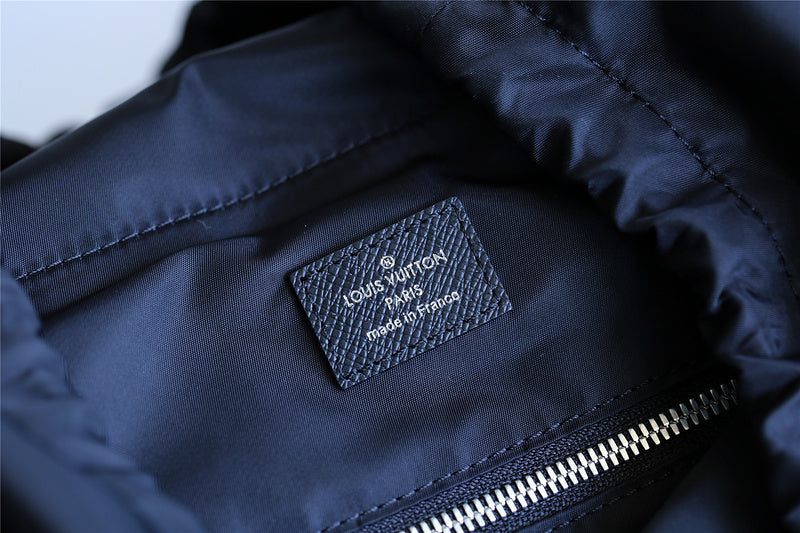 Franco Shops - Louis Vuittons  - 9744