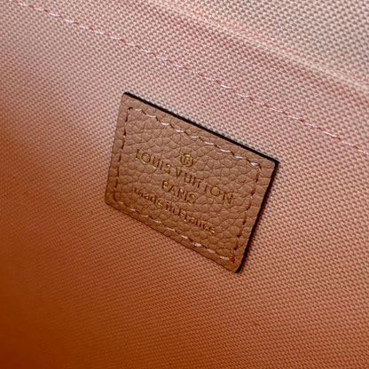 Franco Shops - Louis Vuittons  - 15733