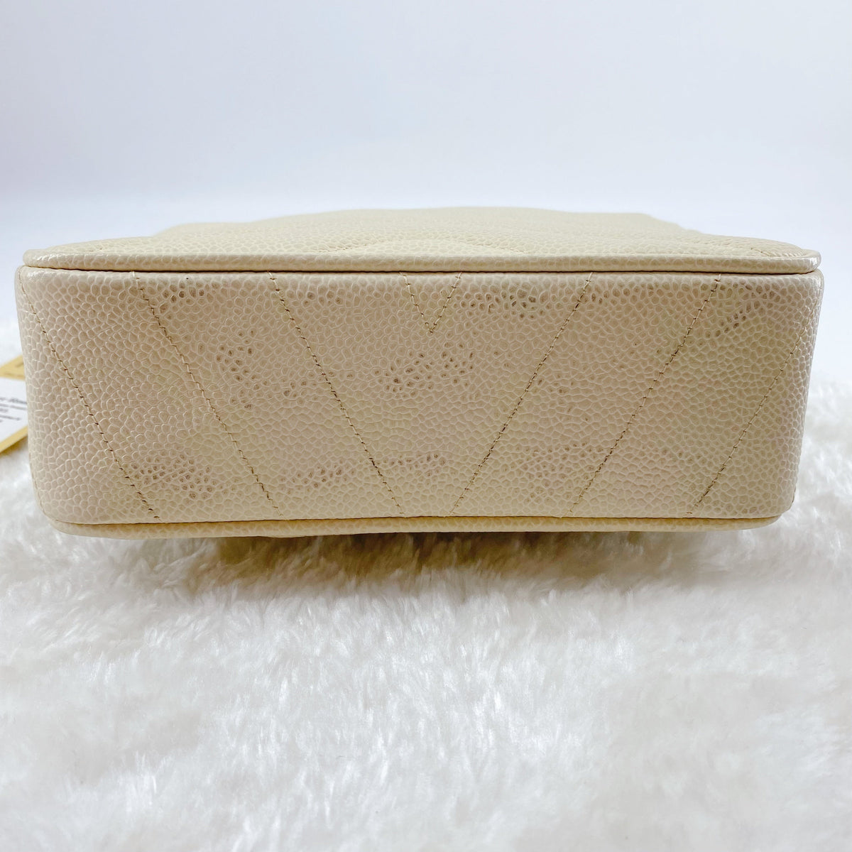 Chanel Cream Vintage Caviar Leather V Stitch Shoulder Bag