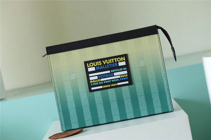 Franco Shops - Louis Vuittons  - 10717