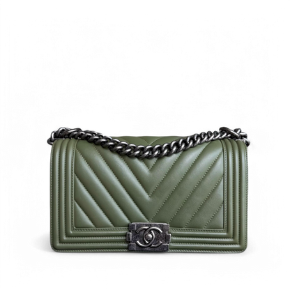 Chanel Boy Medium - 25CM Chevron Calfskin Green Ruthnium Silver Hardware Series 20