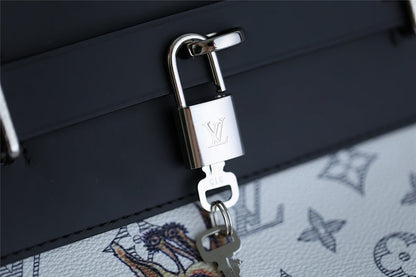 Franco Shops - Louis Vuittons  - 9746