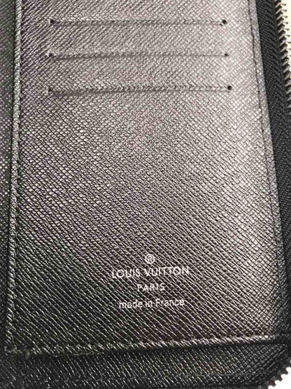Franco Shops - Louis Vuittons  - 10862