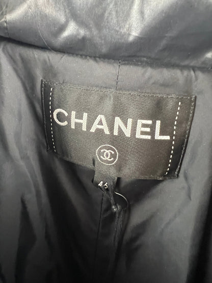 Chanel Black Rain Jacket with CC Logo Size FR 46 (UK 20)
