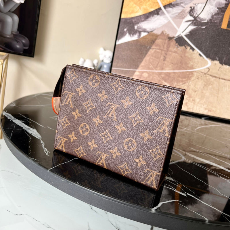 Franco Shops - Louis Vuittons  - 15729