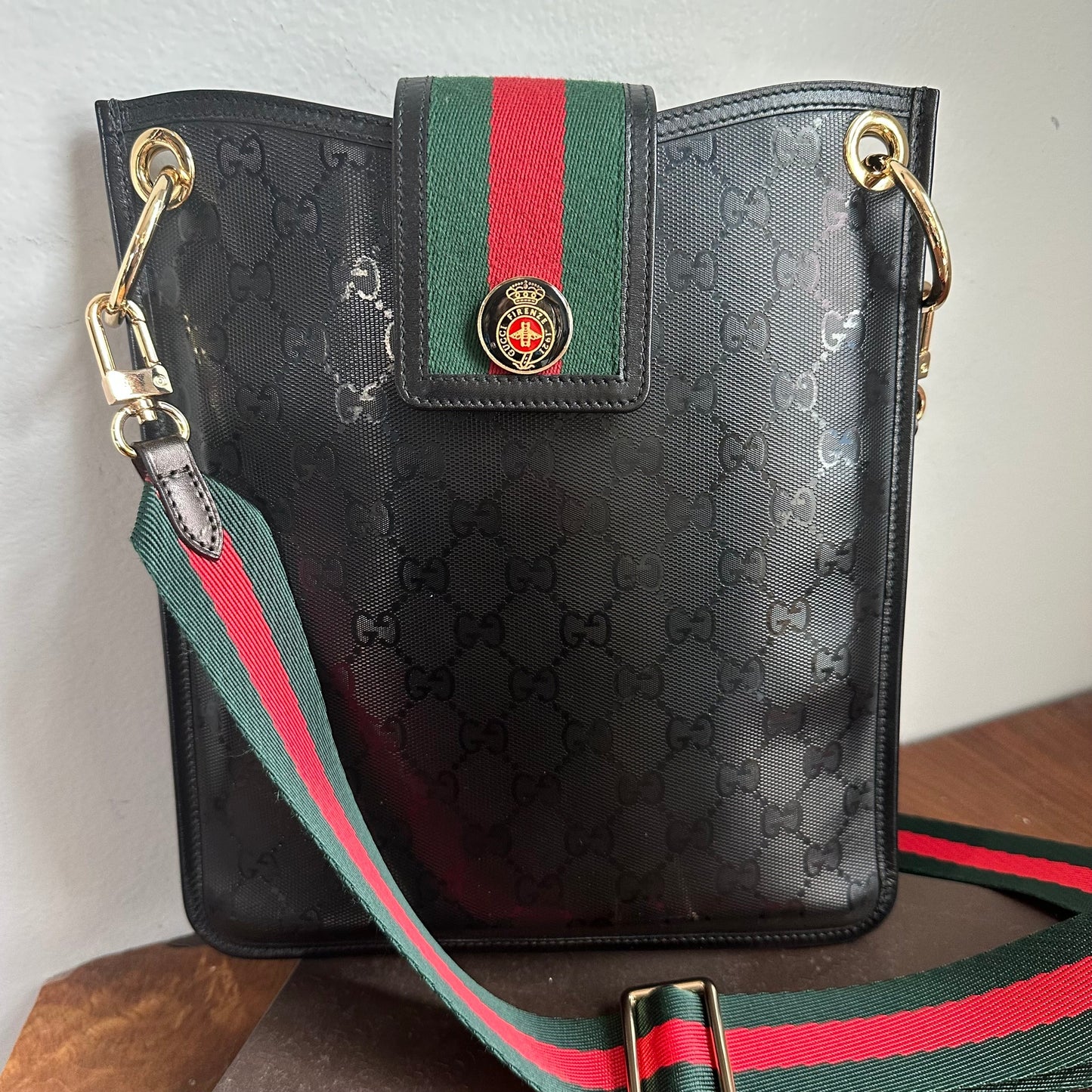 The Swan Messenger -Orvis bags Imprime Gucci in Black