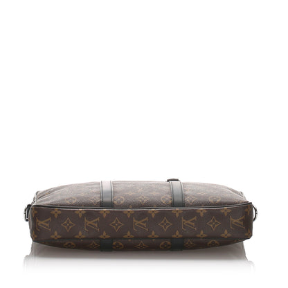 Louis-Vuitton Porte-Documents Voyage PM in Monogram Macassar