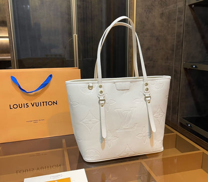 Louis Vuitton Tote Handbag Sets