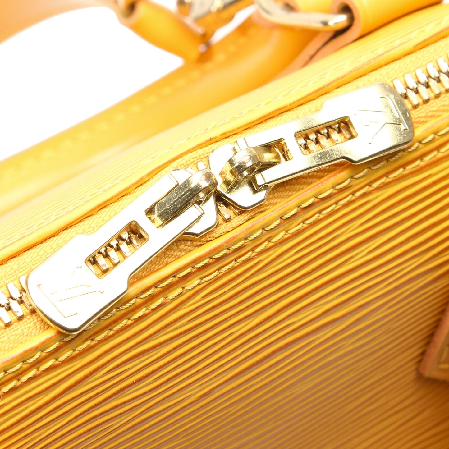 Louis-Vuitton Epi Alma PM Citron Yellow