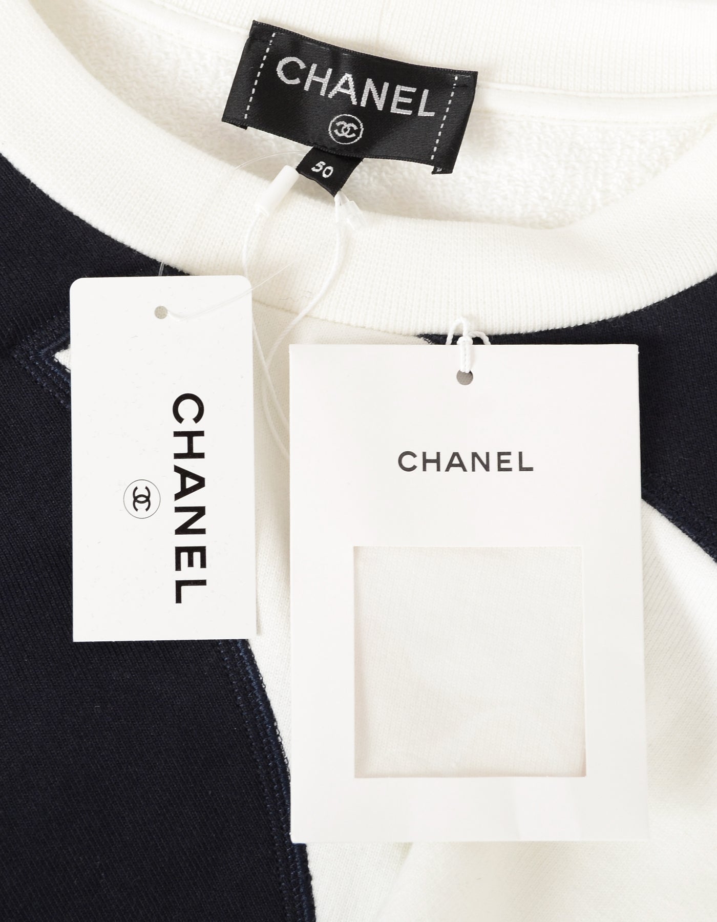 Chanel 2018 Black and White CC Colorblock Crewneck Sweater sz FR 50