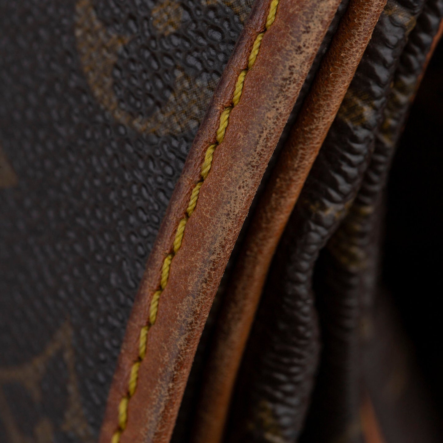 Louis-Vuitton Monogram Saumur 35 Brown