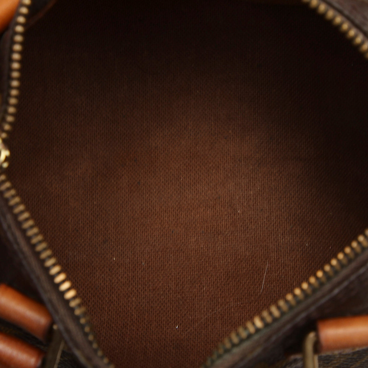 Louis-Vuitton Monogram Mini Speedy