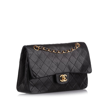 Classic Flap Medium Lambskin Black GHW