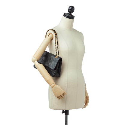 Classic Flap Medium Lambskin Black GHW