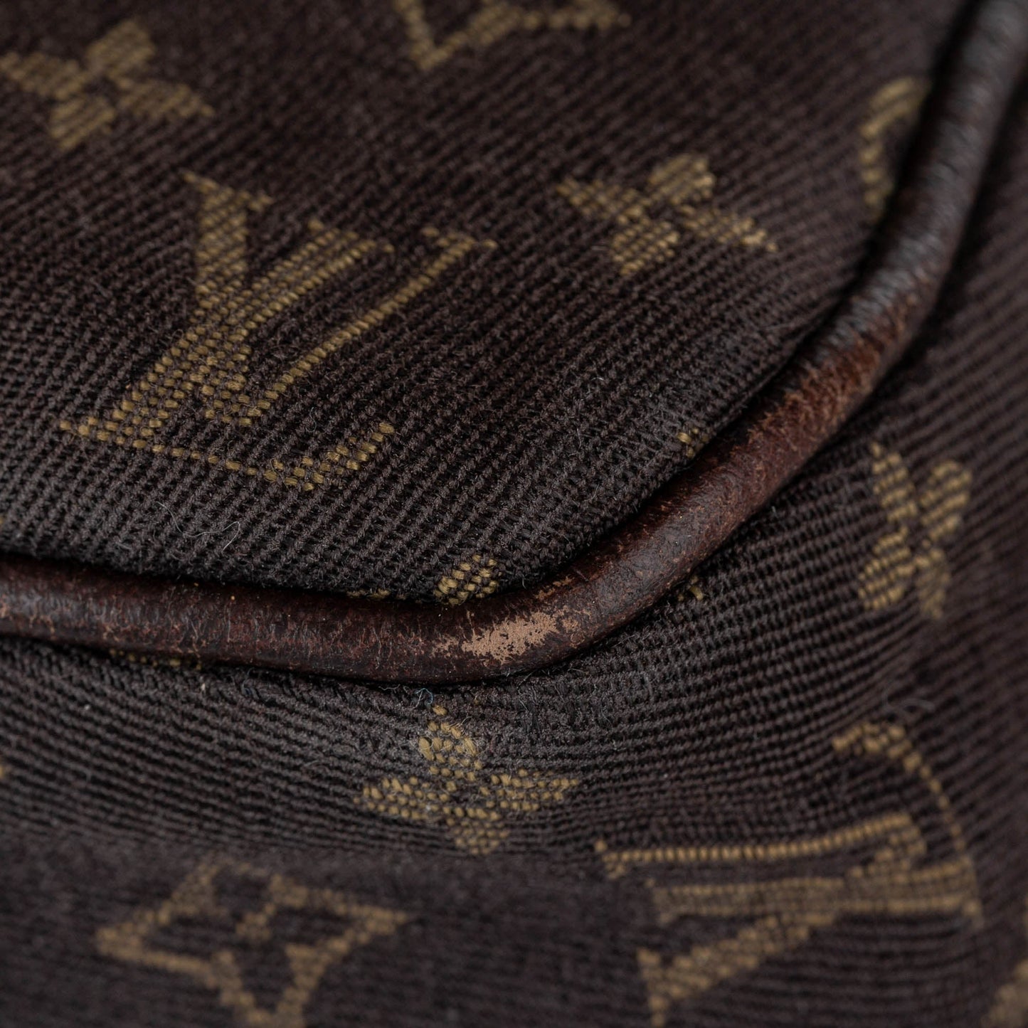 Louis-Vuitton Monogram Mini Lin Speedy 30 Brown