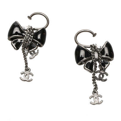 CC Ribbon Drop Earrings Silver