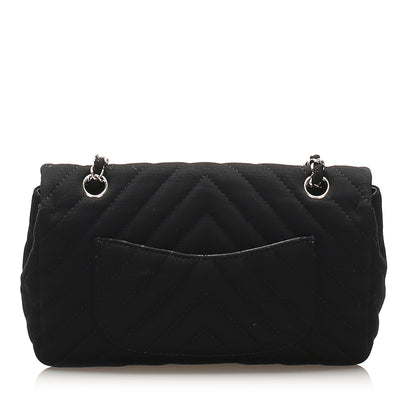 Medium Chevron Jersey Chain Flap Bag Black