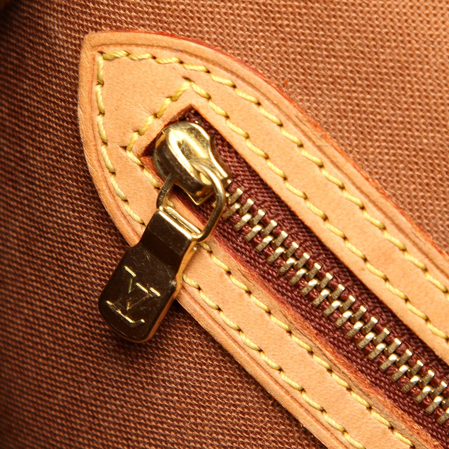 Louis-Vuitton Monogram Sologne Crossbody