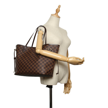 Louis-Vuitton Damier Ebene Neverfull MM