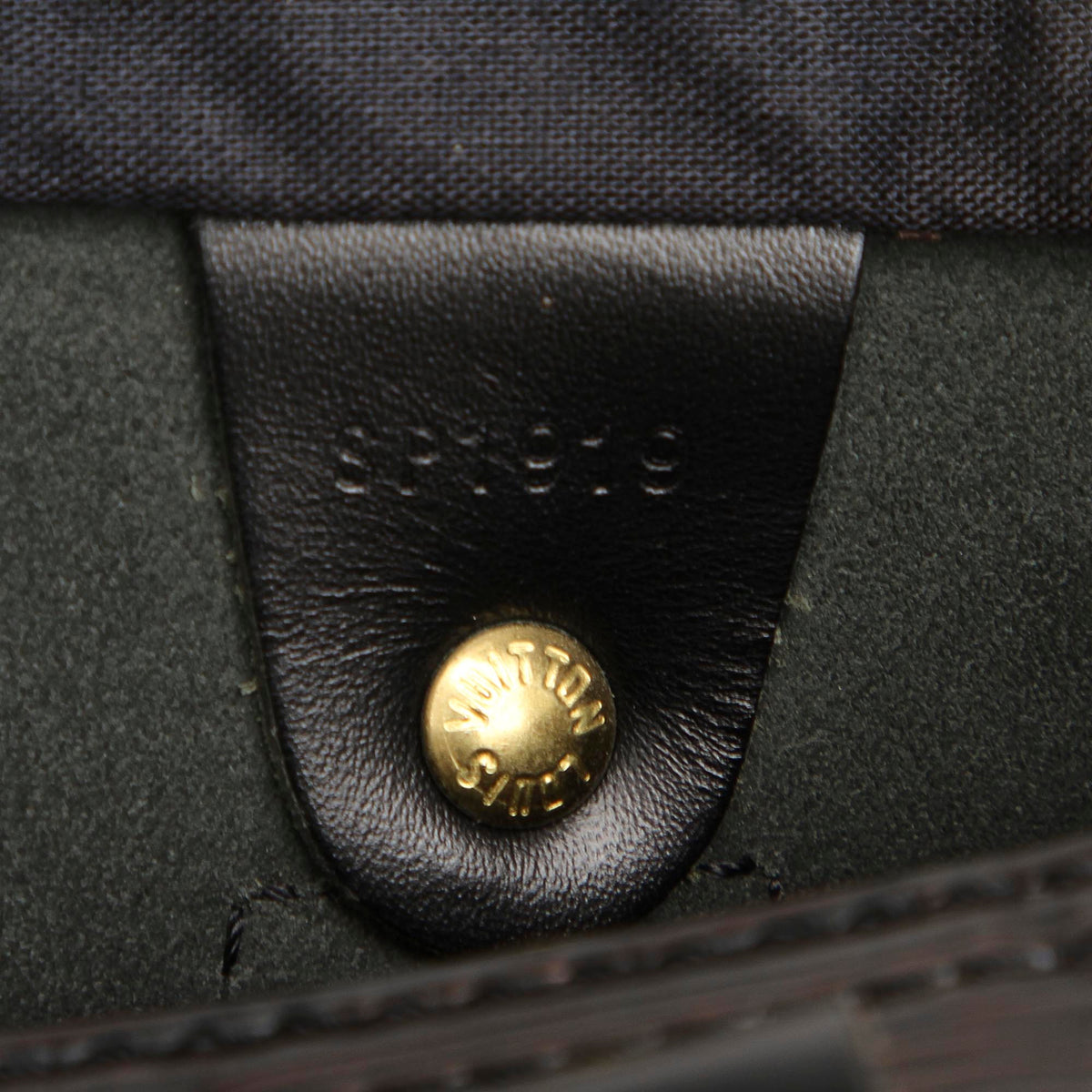 Louis-Vuitton Black Epi Leather Speedy 30 Bag